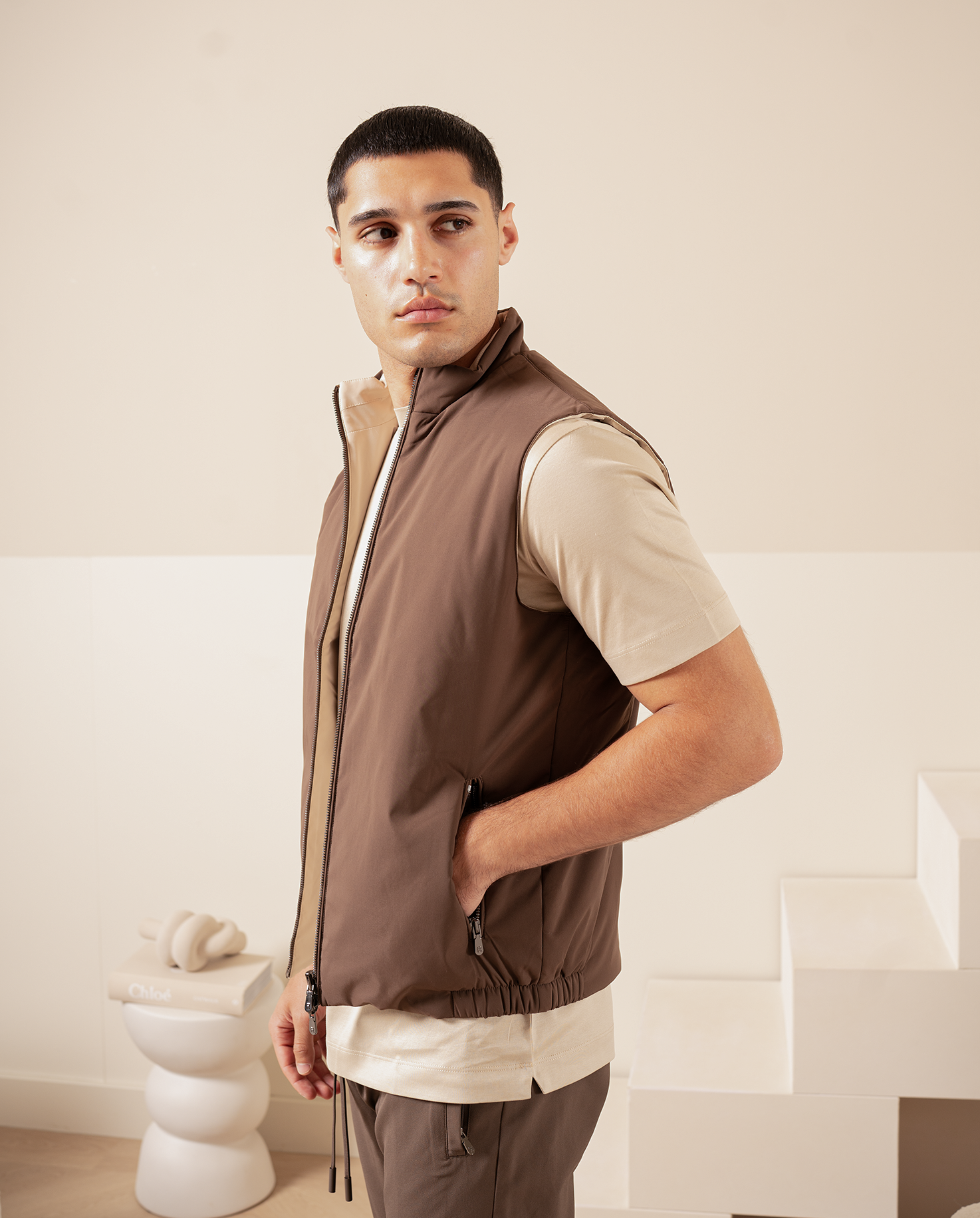 REVERSIBLE VEST - EBONY/BEIGE