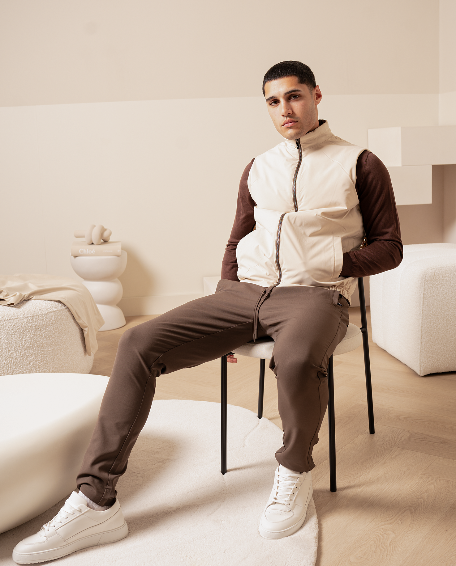 REVERSIBLE VEST - EBONY/BEIGE