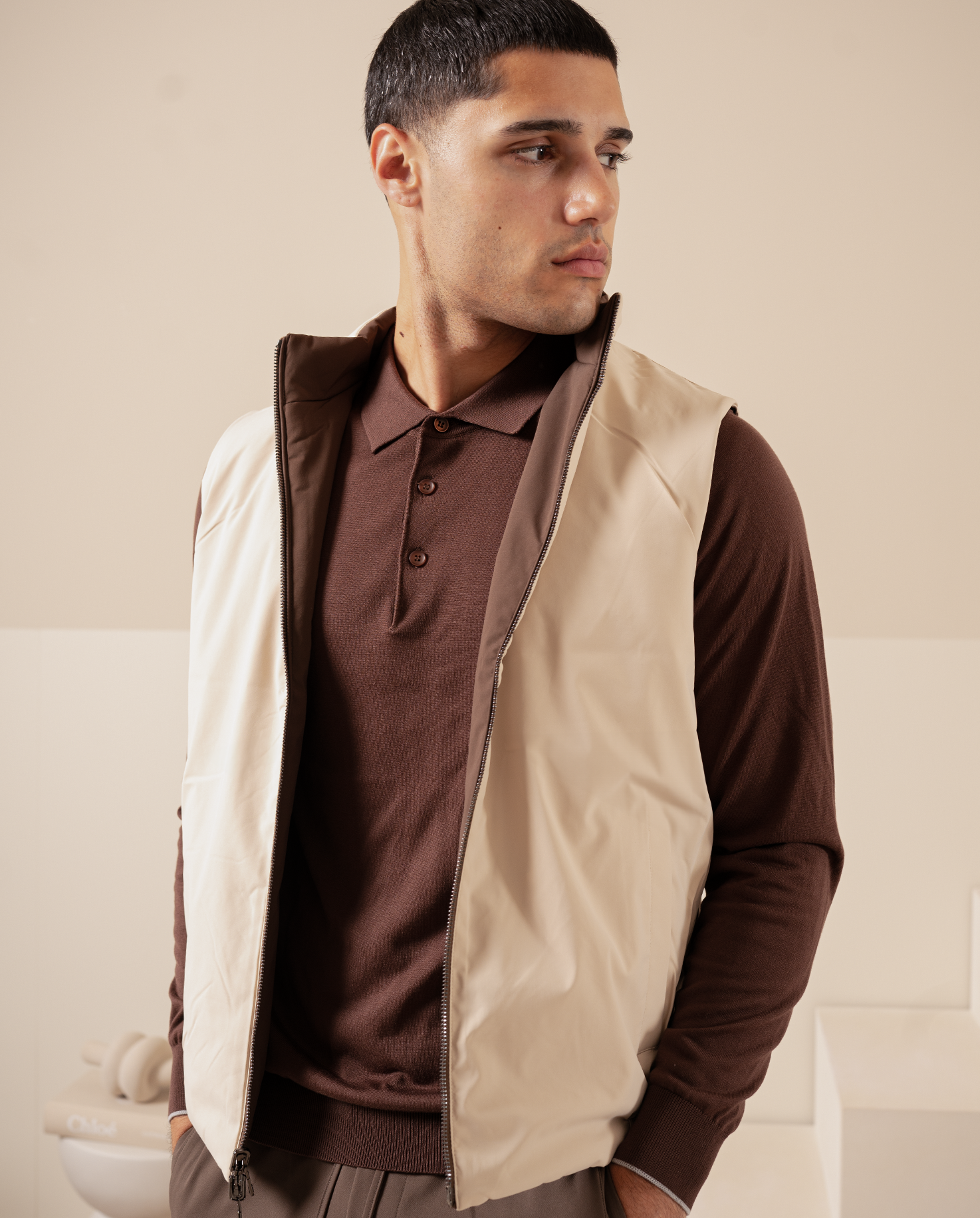 REVERSIBLE VEST - EBONY/BEIGE