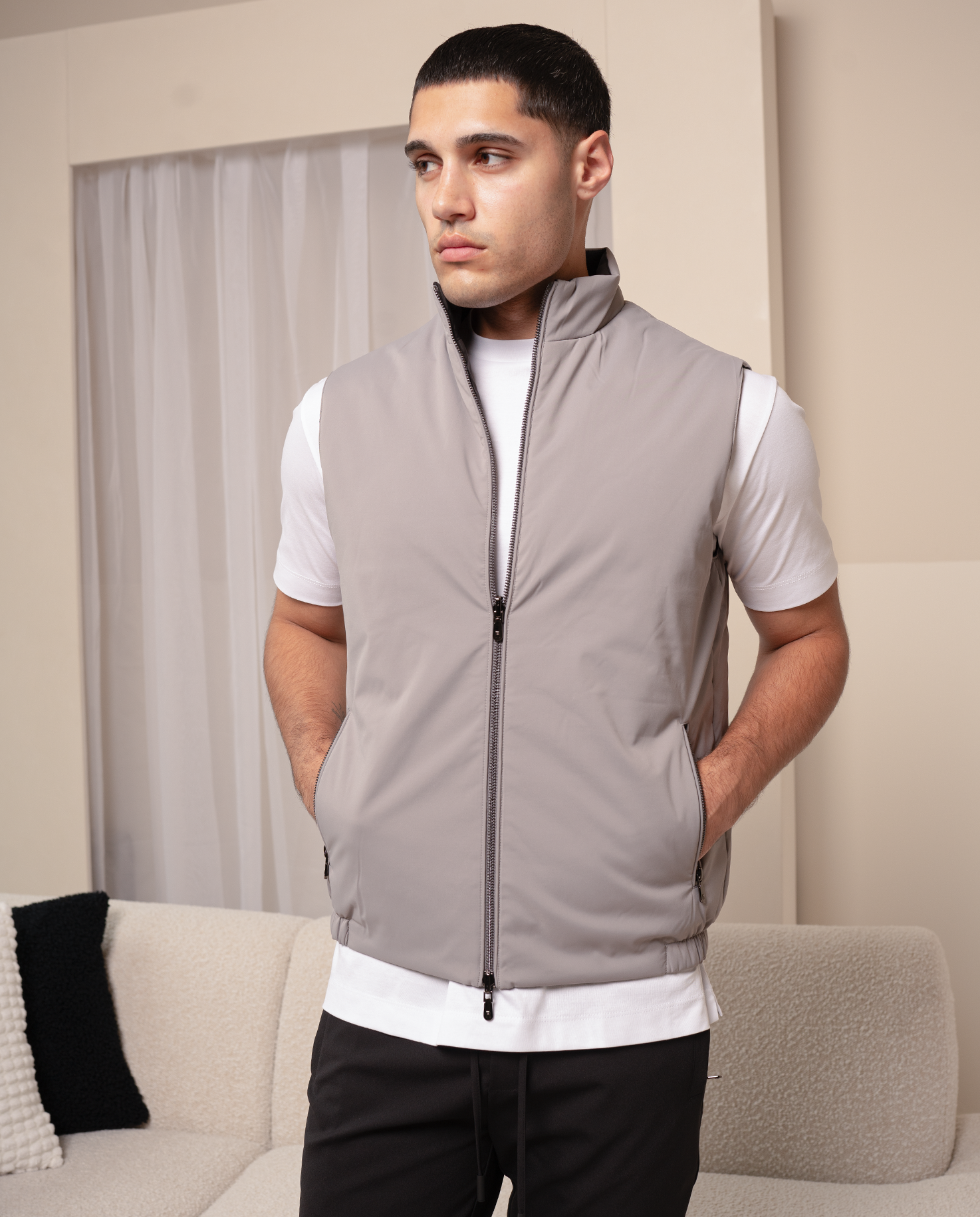 REVERSIBLE VEST - BLACK/GREY