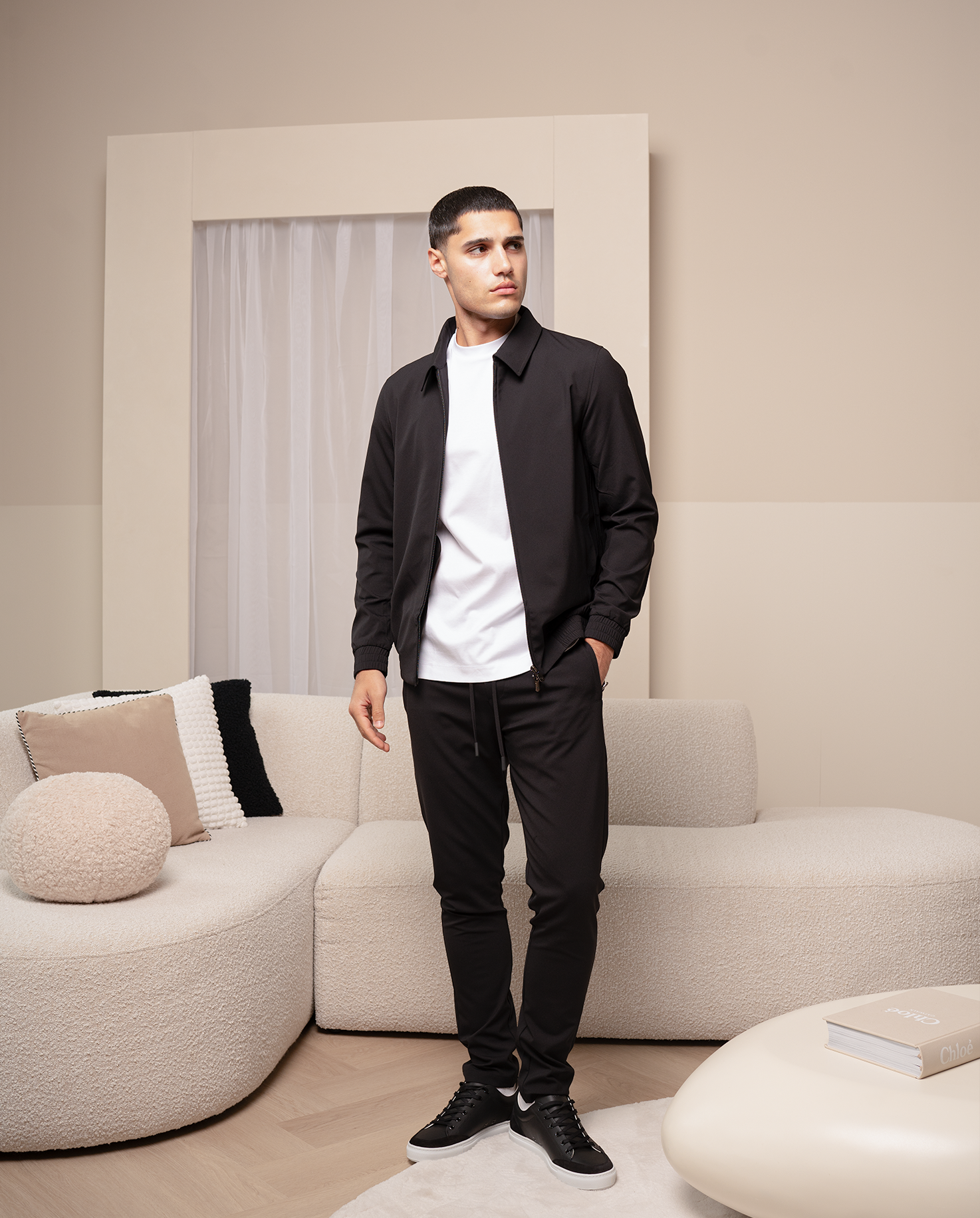 TECH JACKET - BLACK