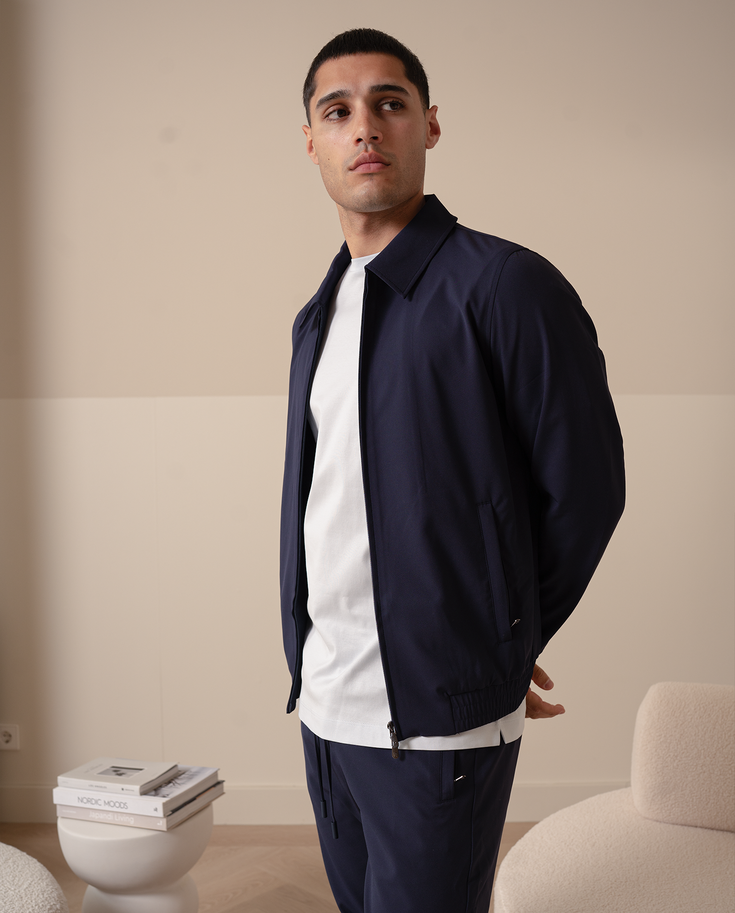 TECH JACKET - NAVY