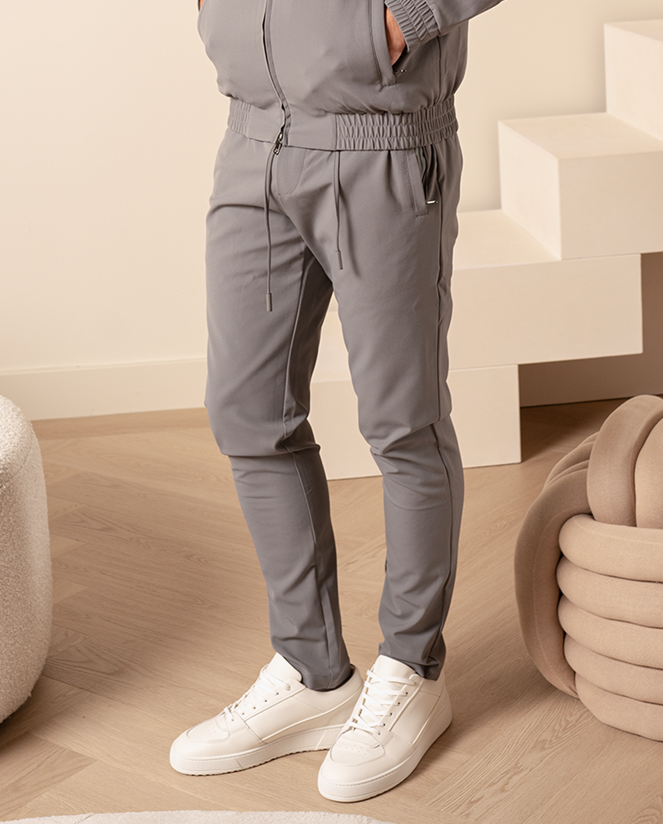 TECH TROUSER - GREY