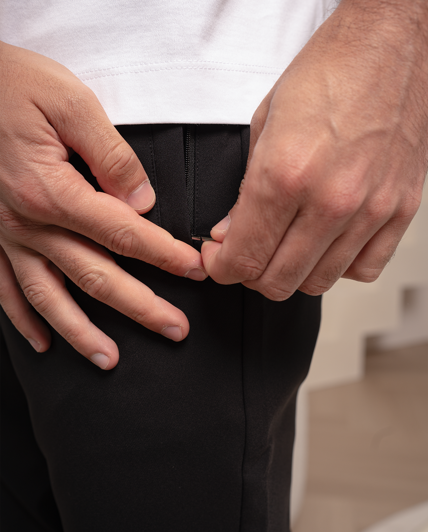 TECH TROUSER - BLACK