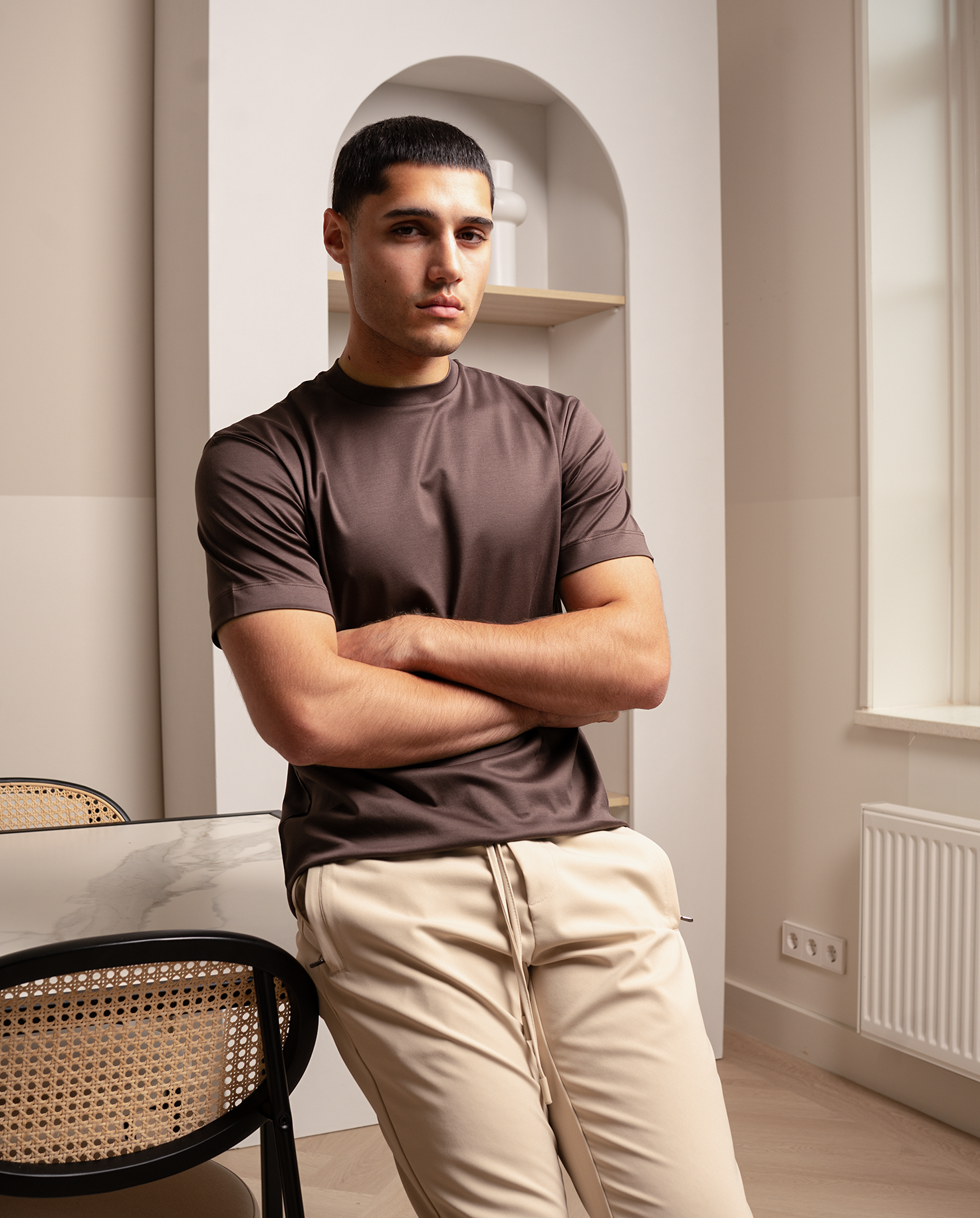 LUXE T-SHIRT - BROWN