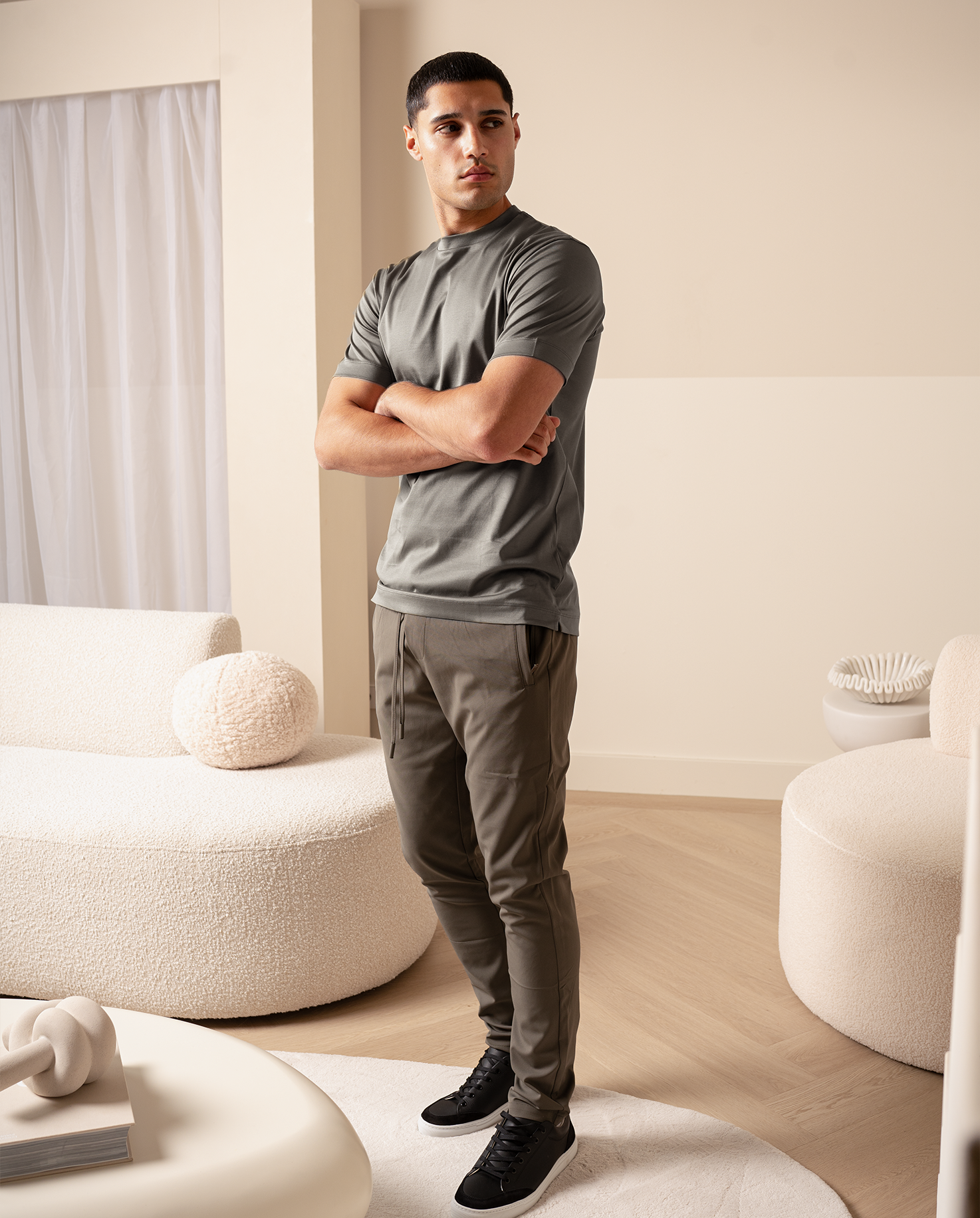 LUXE T-SHIRT - GREENISH GREY