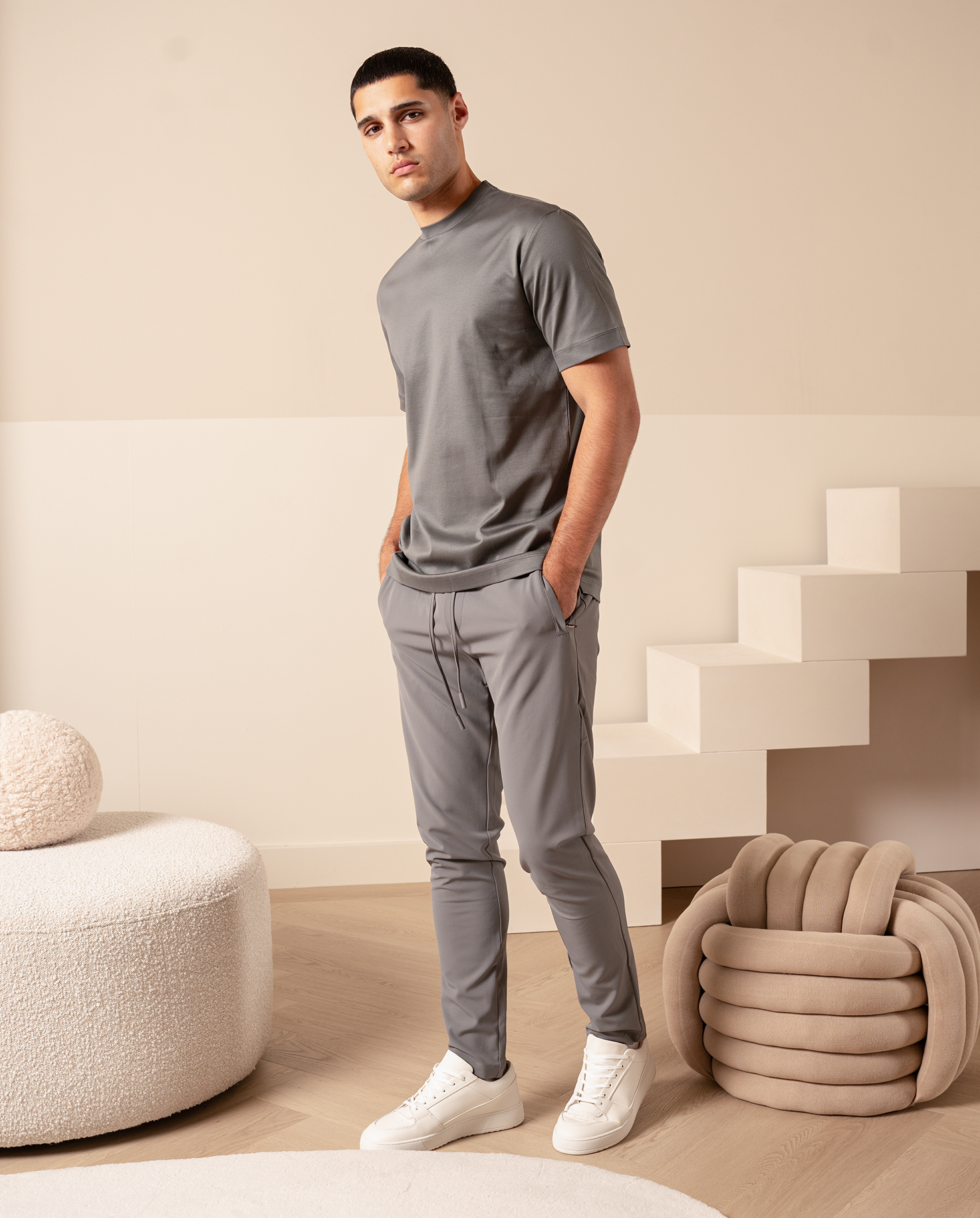 LUXE T-SHIRT - GREY