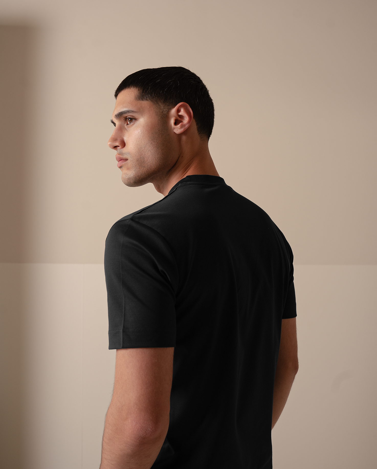 LUXE T-SHIRT - BLACK