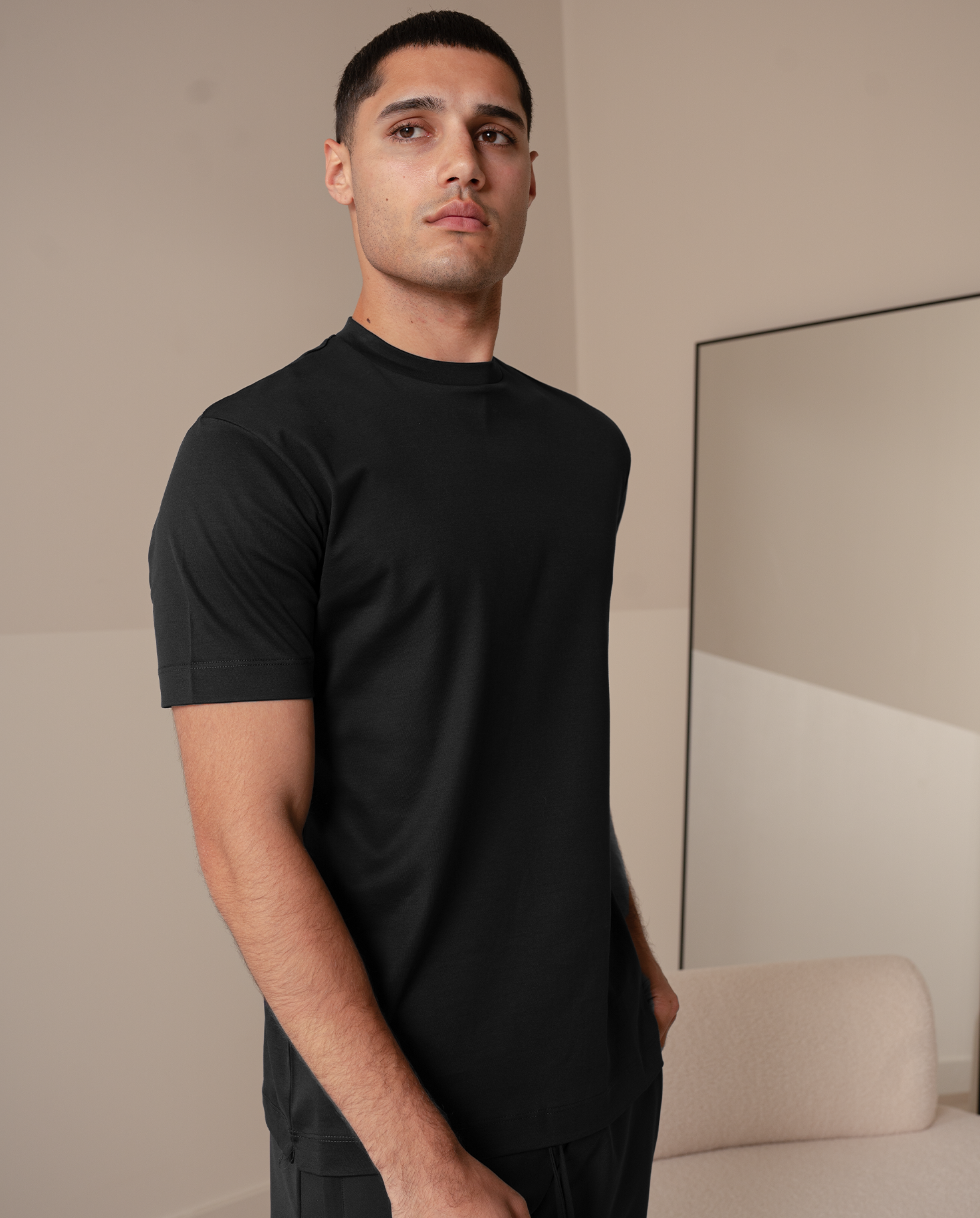 LUXE T-SHIRT - BLACK